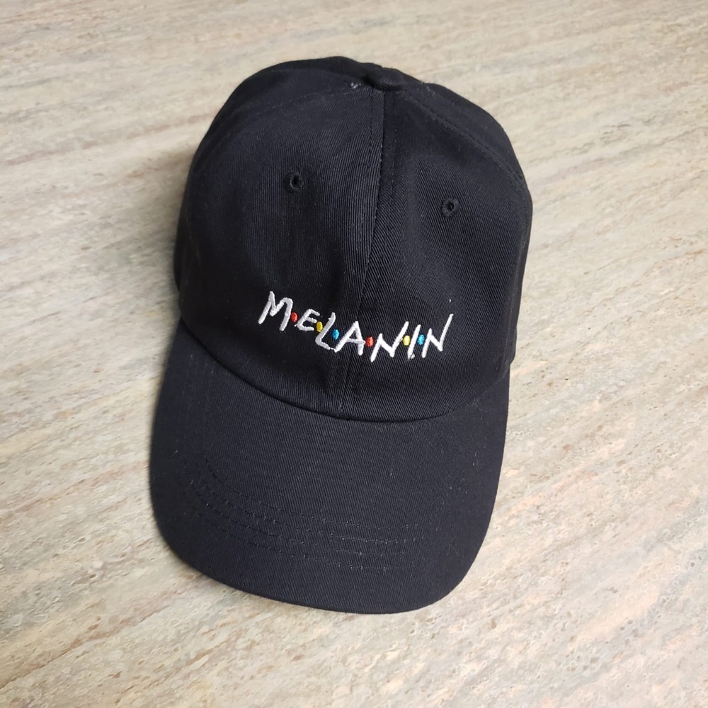 Melanin hat